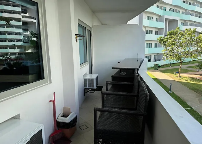 Apartamento One Br Free Pool In Commonwealth Qc