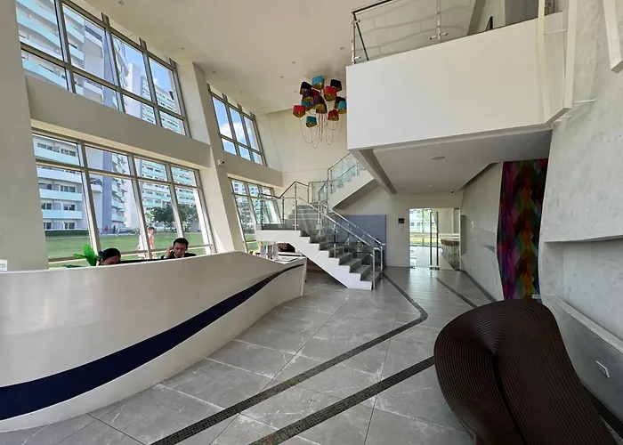 One Br Free Pool In Commonwealth Qc Apartamento Manila